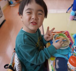 「みんなで「おべんとう」を食べました！」の画像