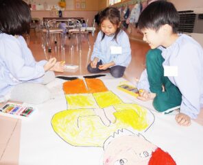 「「おみせやさんごっこ」準備が進んでます！」の画像