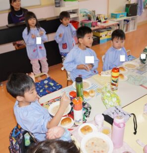 「みんなでシチューを食べたよ！」の画像