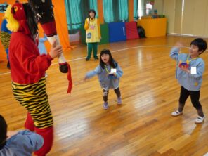 「鬼はそ～と！せつぶん豆まきです！」の画像